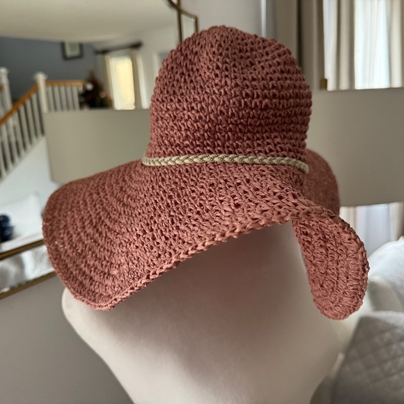 NEW WITH TAGS D&Y Women's Floppy Hat with Metallic Braid Band, Mauve, One Size - Picture 4 of 4